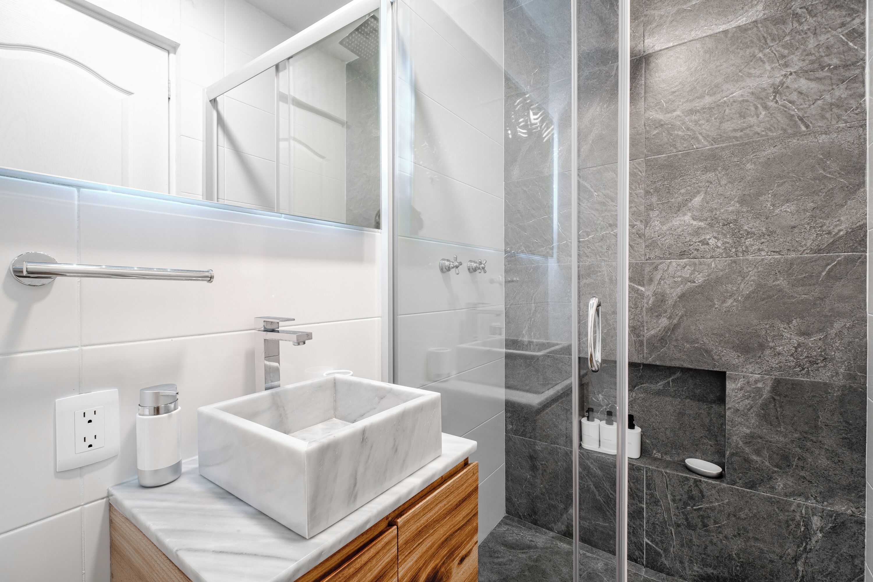 Superior Room | Bathroom