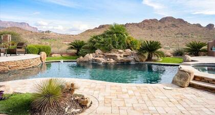 Private pool & spa with mountain views