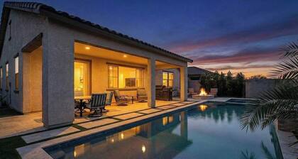 Luxury Desert Oasis with Private Pool and Spa