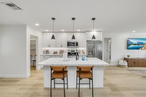 Coffee/tea maker, fridge, microwave, oven - 3BR Home: Secret Room & Private Pool (Tempe)