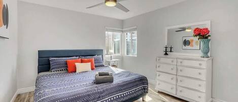 2 soverom, strykejern/-brett, wi-fi og sengetøy