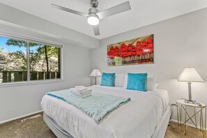10 bedrooms, iron/ironing board, travel crib, WiFi - Spa, BBQ & Fire Pit | Minutes to Downtown (Flagstaff)
