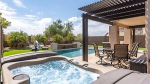 Outdoor dining - Exclusive 4BR retreat: pool & spa (Gold Canyon)