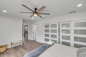 3 Schlafzimmer, Bügeleisen/Bügelbrett, WLAN, Bettwäsche