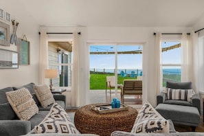 Fernseher, Kamin, Arbeitsbereiche