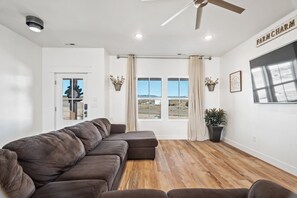 Smart TV - Bryce View Retreat | 30min to Bryce Canyon | Mtn Views (Panguitch)