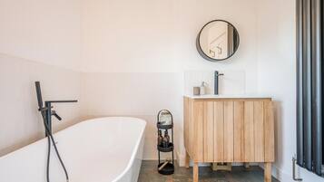Free toiletries, hair dryer