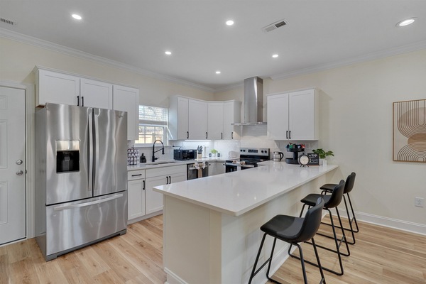 Microwave, oven, stovetop, dishwasher