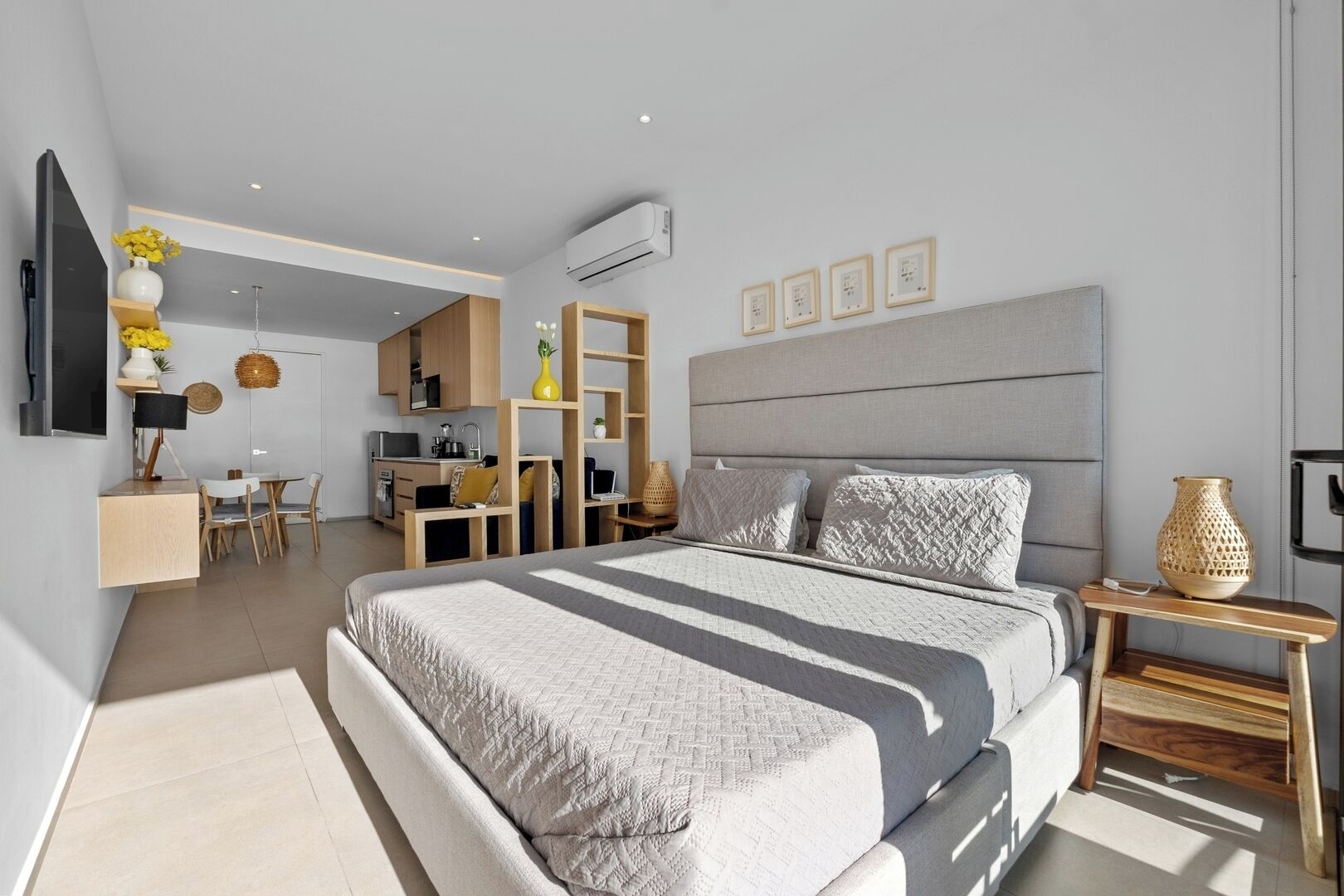 Iron/ironing board, WiFi, bed sheets