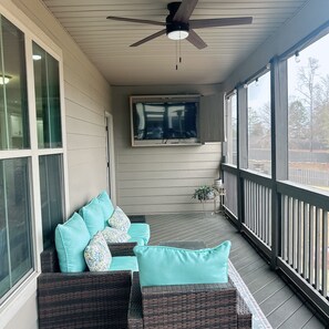 Smart-TV, Videospiele, Bücher