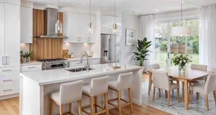 Upscale 3BR Luxury NY Home - Prime Location + Free Parking