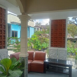 Living area - Pakemsari Resort Hotel (Pakem)