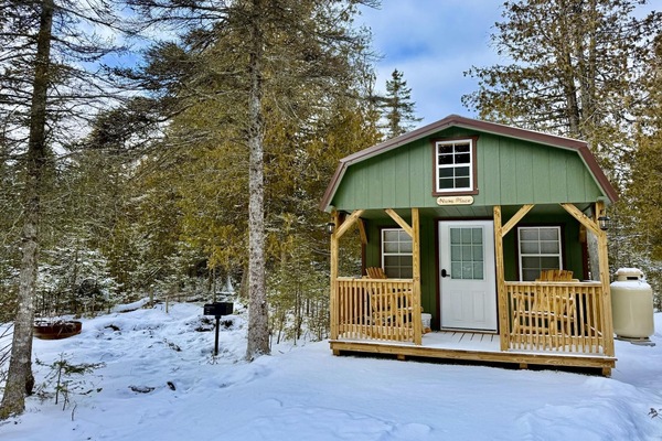 Nick's Place - Johnswood Off Grid Cabins on Drummond Island (5204)