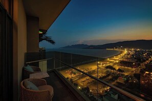 Appartement Familial, 3 chambres, balcon, vue plage