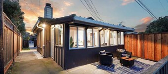 LakeFront Lavender House