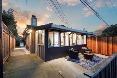 LakeFront Lavender House