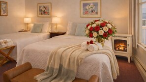 Room - Minutes to Dillon Beach, Tomales Bay & Point Reyes—Coastal Days, Peaceful Nights (Tomales)