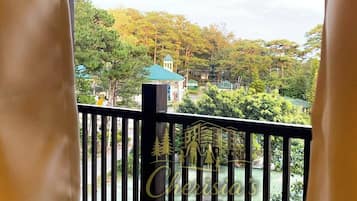 Condo, Balcony, Mountain View | Terrace/patio