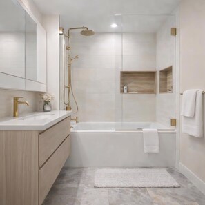 Bathroom - Luxury 3BR NY Home with Free Parking (White Plains)