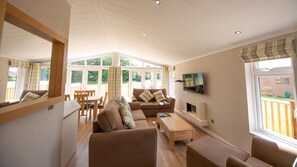 تلفزيون ذكي