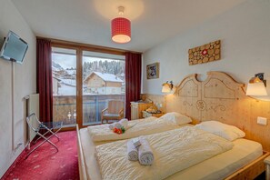 Bed - Hotel Relais Alpin Twin Room & Balcony3 229, Les Mosses, Switzerland (Les Mosses)