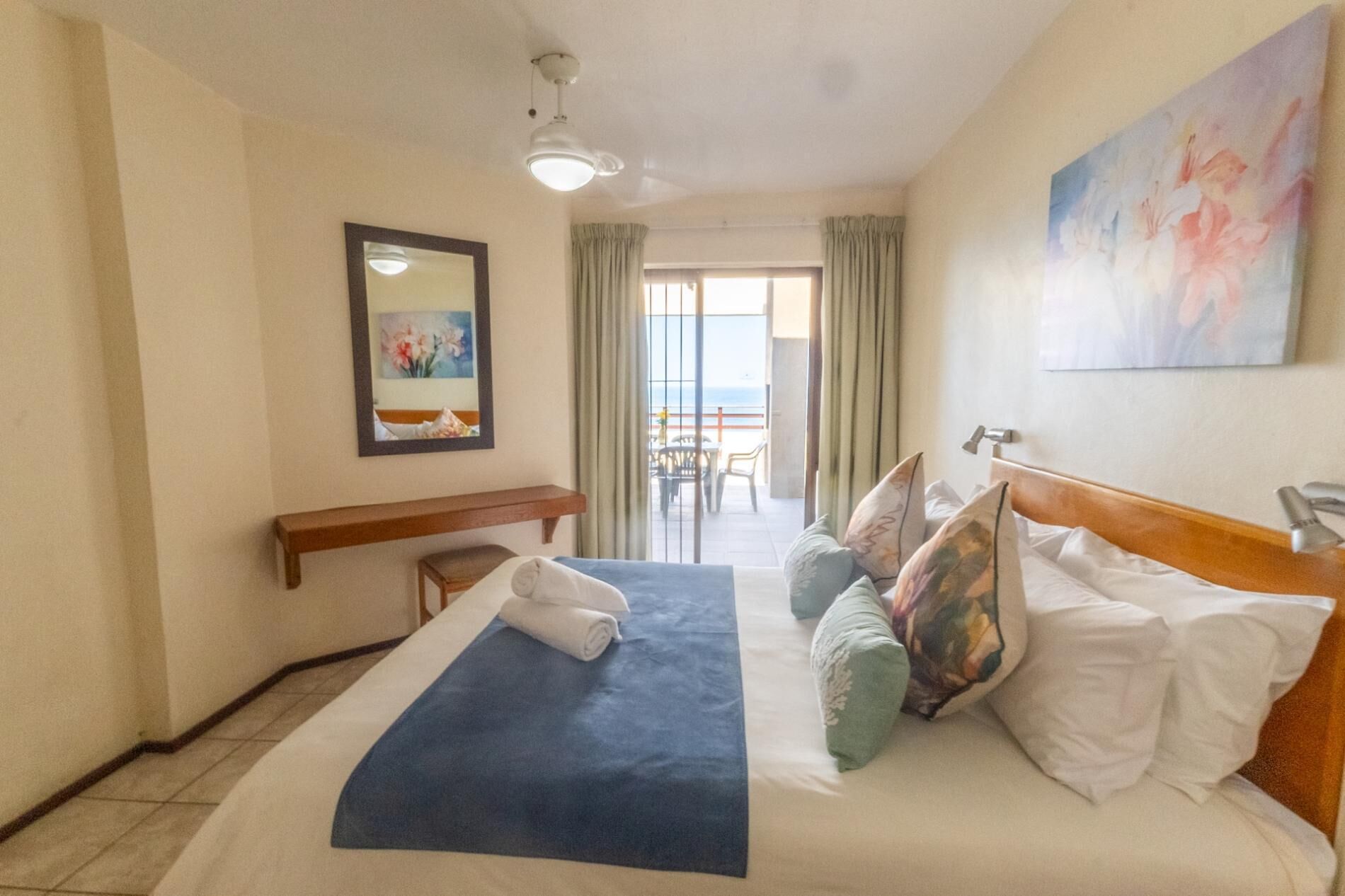 Fer et planche à repasser, Wi-Fi, draps fournis