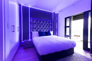 Iron/ironing board, WiFi - Coastal Class -Oceans Radisson Blu - 1 Bed APT (Umhlanga)