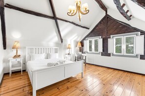 Iron/ironing board, Internet, bed sheets - GuestReady - Urban comfort with Douro River view (Porto)