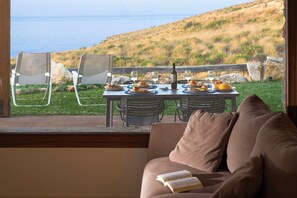 Interior - Villa Scogliera with sea view and pool (Castellammare del Golfo)