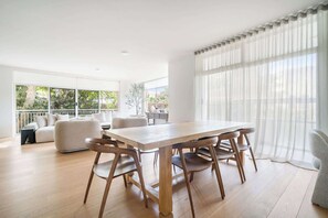 Dining - Designer Living in Darling Point with Parking (Darling Point)