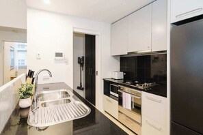 Fridge, microwave, oven, stovetop