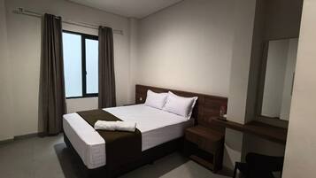 Superior-Doppelzimmer | Hochwertige Bettwaren, individuell eingerichtet, Schreibtisch