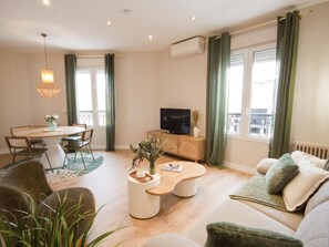 Living area - Flat with parking in Madrid Rio (.Madrid)