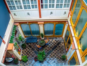 Interior - ROMANTISCHE LUXUSWOHNUNG MIT PERFEKTER LAGE by Interhome (Quito)