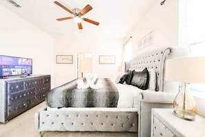 6 Schlafzimmer, Bügeleisen/Bügelbrett, Reisekinderbett, WLAN