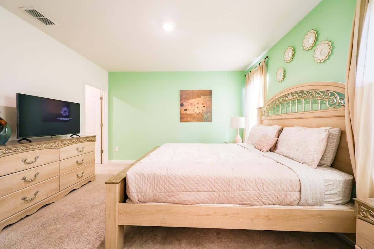 6 Schlafzimmer, Bügeleisen/Bügelbrett, Reisekinderbett, WLAN