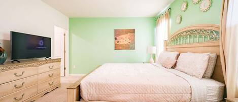 6 habitaciones, tabla de planchar con plancha, cuna de viaje y wifi