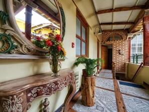 Interior - ROMANTISCHE LUXUSWOHNUNG MIT PERFEKTER LAGE by Interhome (Quito)