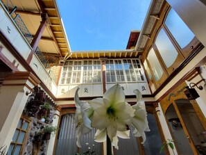 Exterior detail - ROMANTISCHE LUXUSWOHNUNG MIT PERFEKTER LAGE by Interhome (Quito)