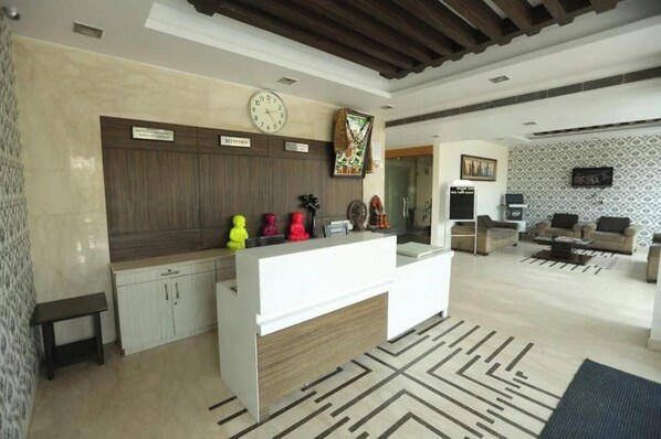 Exterior - Hotel Grand Tushar Elegant (Ghaziabad)