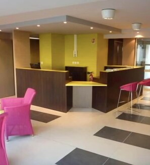 Lobby - L'Eclose - Les Korrigans (GUILVINEC)