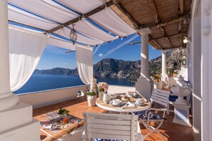 Outdoor dining - VILLA DIOMEDEA - Villa Diomedea (Praiano)