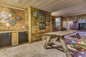 Ulkoruokailutilat