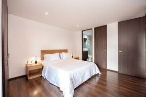 Appartement Junior, cuisine | Espace de travail pour ordinateurs portables, accès au Wi-Fi (inclus)