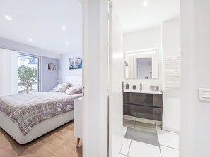1 bedroom, Internet - Port et plage à pied, linge inclus by Interhome (Le Pouliguen)