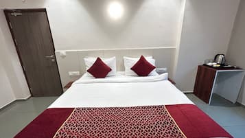 Deluxe Double Room, City View