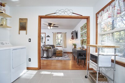 Newly remodeled 2BR in Chapel Hill