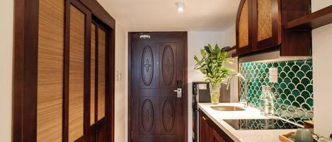 Superior Double Room, City View