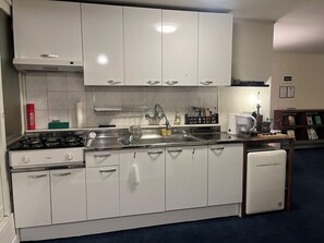 Private kitchen - The space of artists living in Seoul_SeogyoDouner (Seoul)