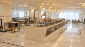 Restaurant - Poinciana Hotel (Makkah)